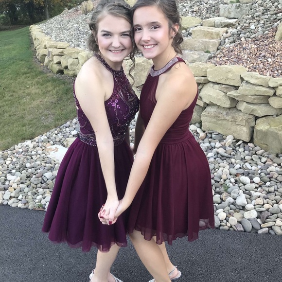 maroon dress - Picture 3 of 3